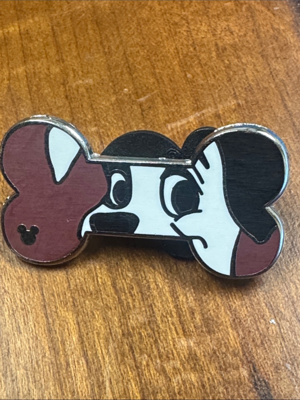 5/$25 Disney 101 Dalmatians Lucky Bone Pin